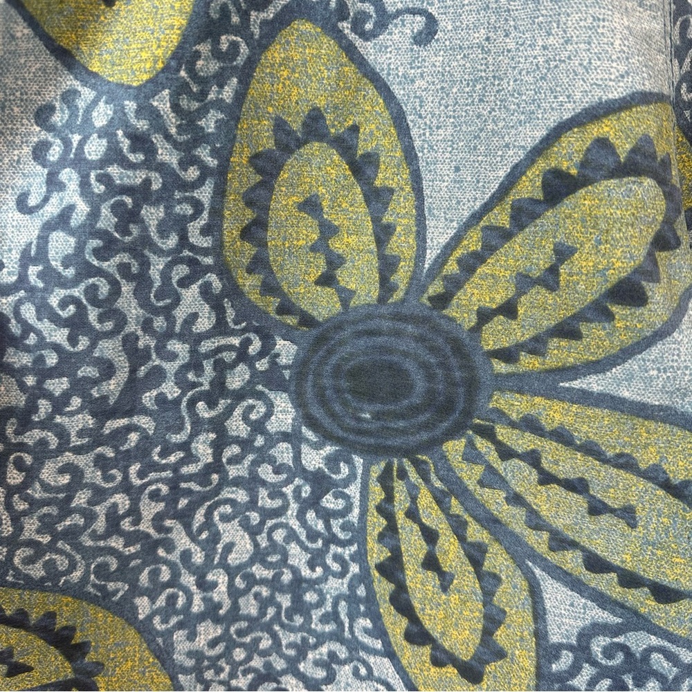 Patagonia Wavefarer Board Shorts Men’s Size 34 Blue Floral Print Zip Pocket - Picture 9 of 15